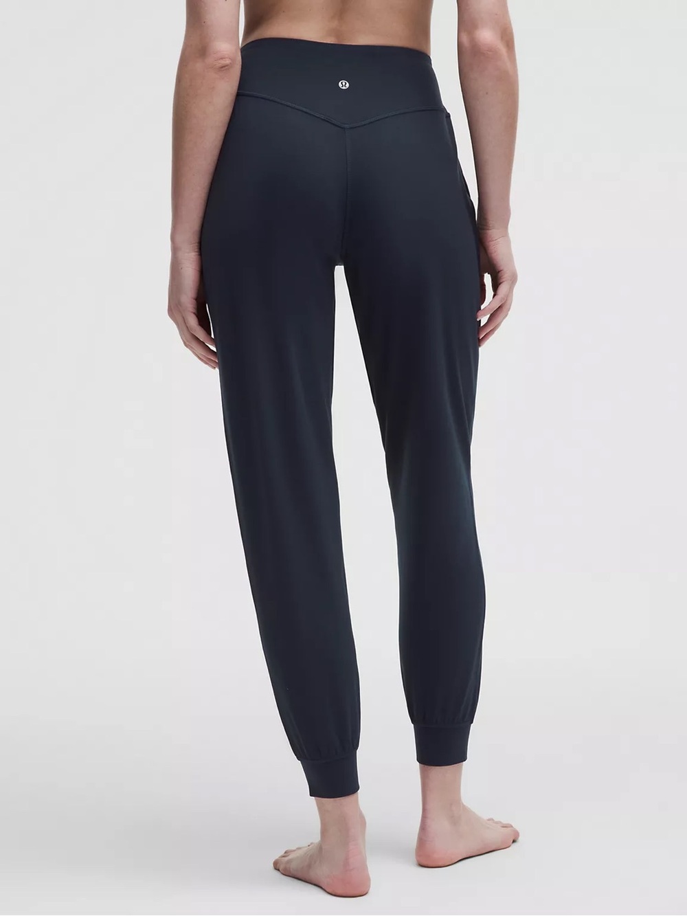 Lululemon Align Jogger 28” Black High Rise Pants Size 6 loungewear yoga comfy